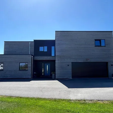 Bausje House Farsund